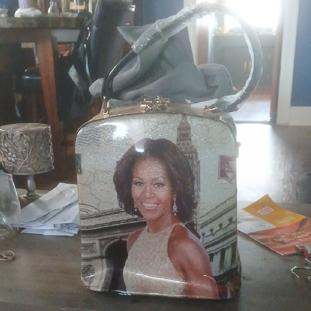 Elegant Black and White Women's Bag